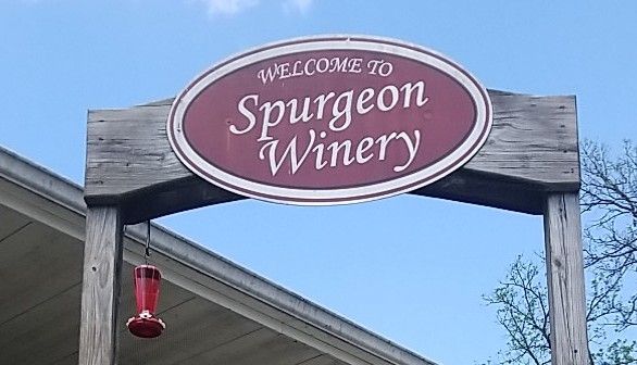 Spurgeon Vineyards sign